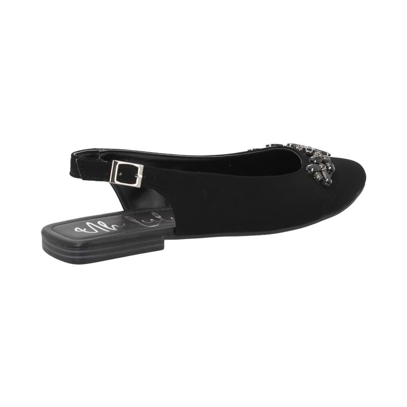 UH-LULU-by-3301-SINT-BUCK-NGO-23-comma-24.0