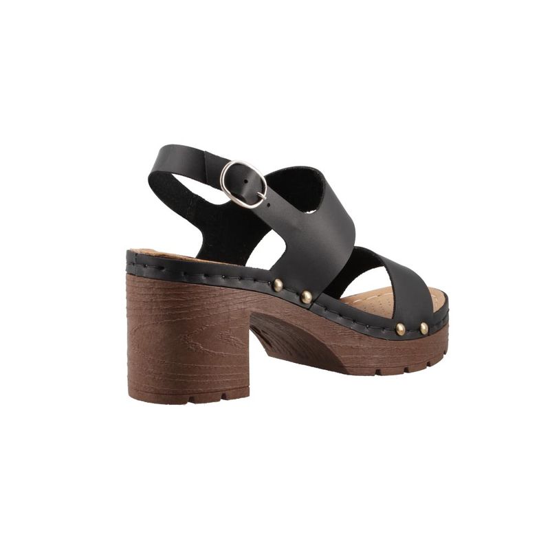 FLEXMAS-301-MALINCHE-NGO-22-27-comma-22.0