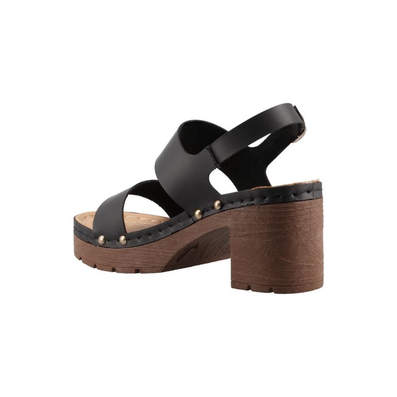 FLEXMAS-301-MALINCHE-NGO-22-27-comma-22-0
